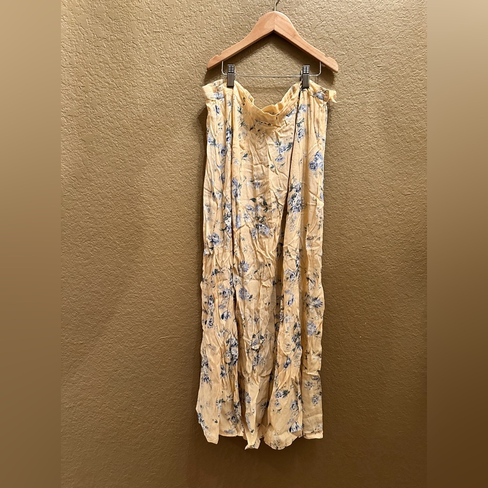 Smith & Hawken Peach and  Blue Floral Skirt
